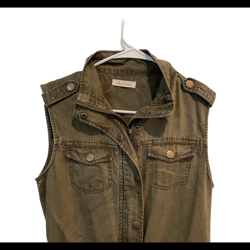 ALTAR’D STATE Jacket Vest - Picture 2 of 6